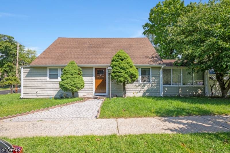 120 Hershfield St, Pompton Lakes Boro, NJ 07442