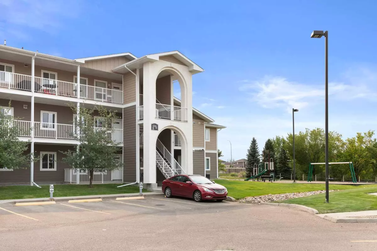 Medicine Hat, AB T1B0M5,138 Southlands Pointe Southeast