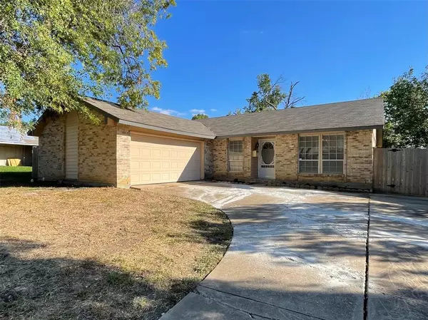 2004 Statler Drive, Carrollton, TX 75007