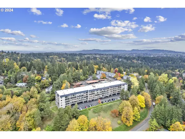 Lake Oswego, OR 97035,45 EAGLE CREST DR #219