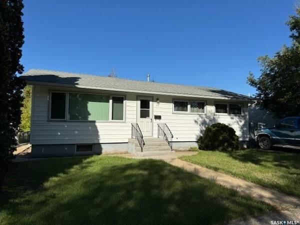 1171 109th STREET, North Battleford, SK S9A 2E6