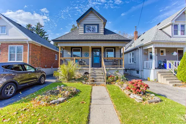 39 Tuxedo AVE N, Hamilton, ON L8H 4P4