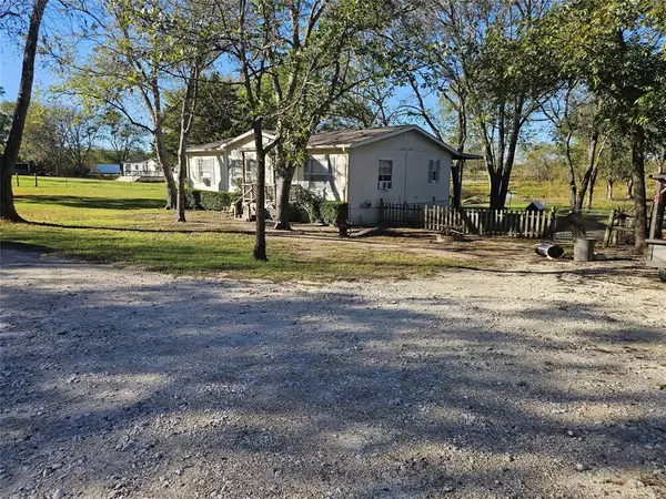 Quinlan, TX 75474,15591 County Road 335