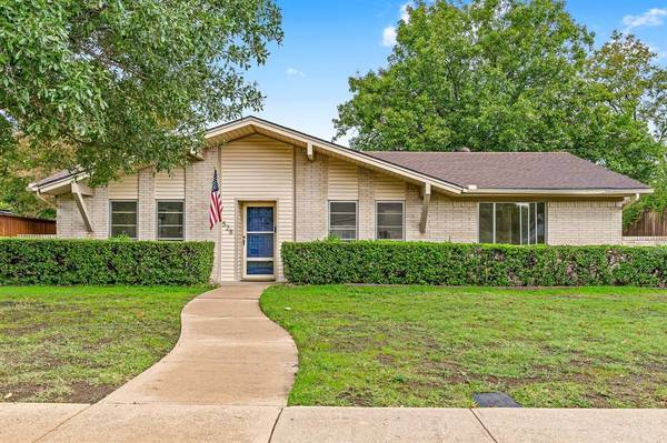 528 Twilight Trail, Richardson, TX 75080