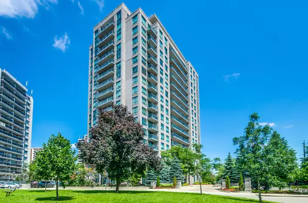 38 Fontenay CT #804, Toronto W08, ON M9A 5H5