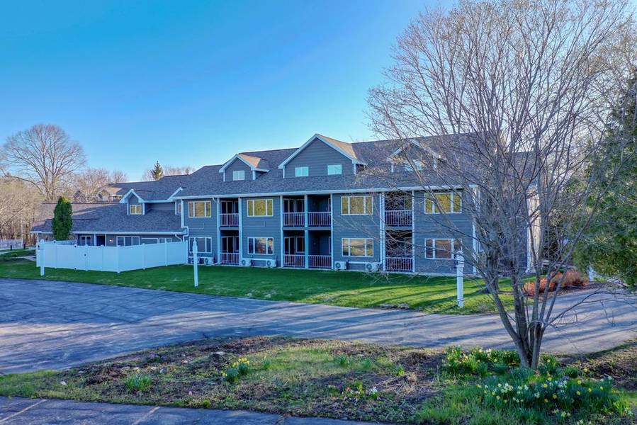 10321 Water St #120, Ephraim, WI 54211