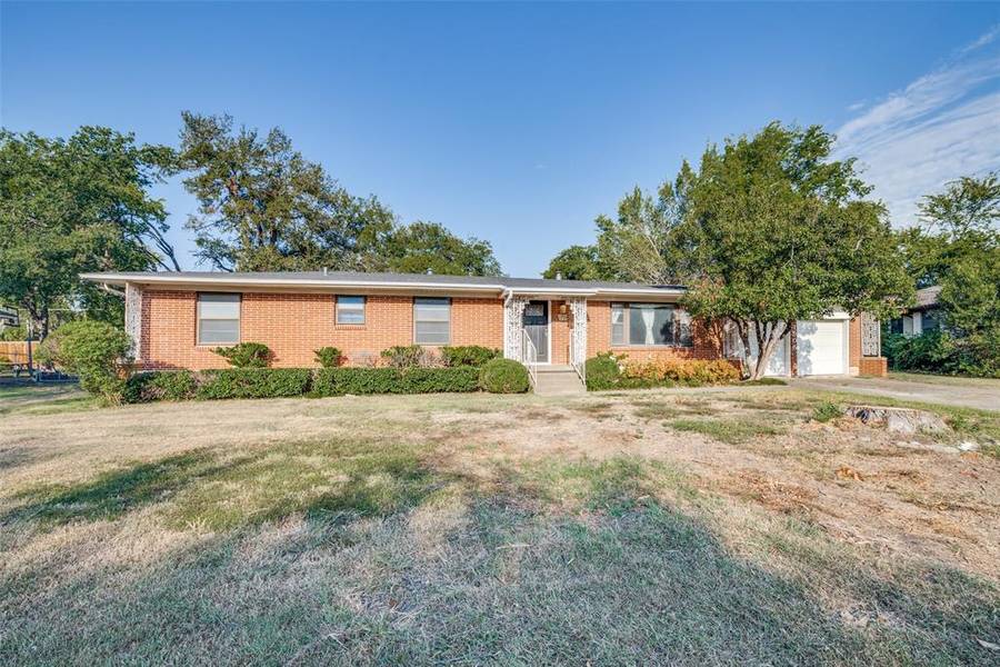 1905 Melody Lane, Garland, TX 75042