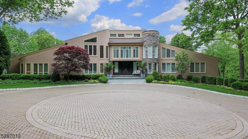 4 N Oaks Ct, Warren Twp., NJ 07059