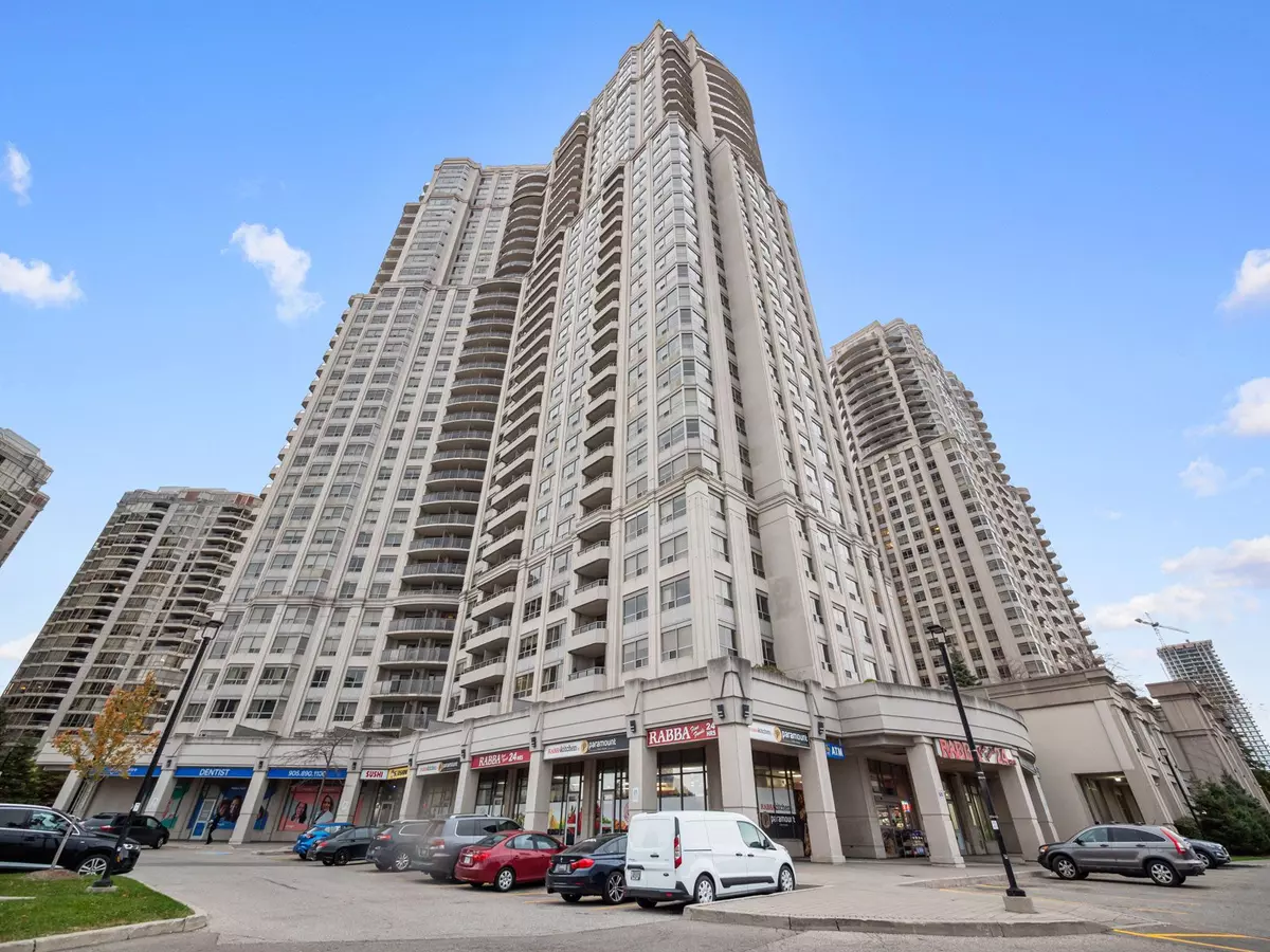 Mississauga, ON L5R 4B1,25 Kingsbridge Garden CIR #626