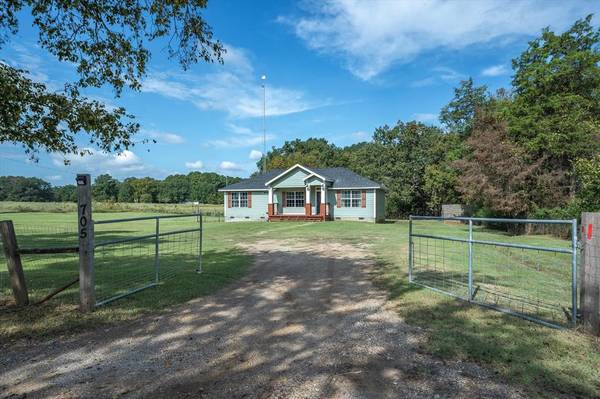 705 Vz County Road 1107,  Canton,  TX 75103