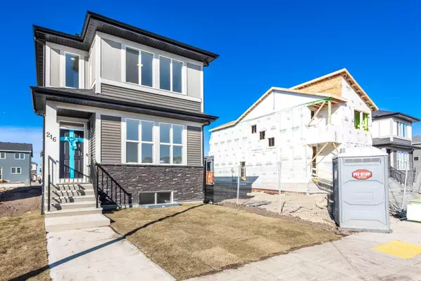 Calgary, AB T3N1B9,216 Corner Glen AVE Northeast