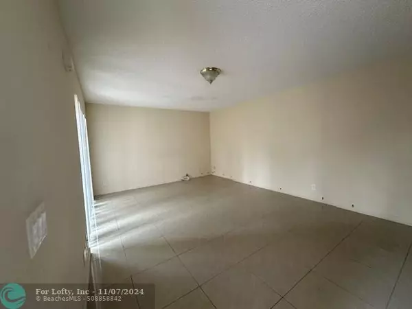 Boca Raton, FL 33433,7646 Courtyard Run  #113