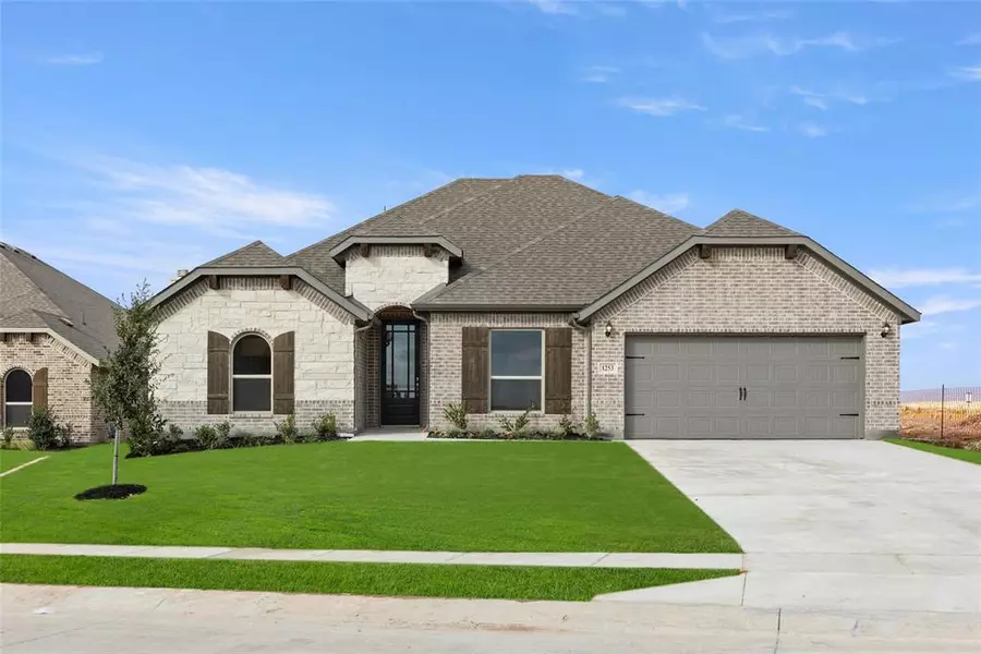 1253 Foxtail Drive, Justin, TX 76247