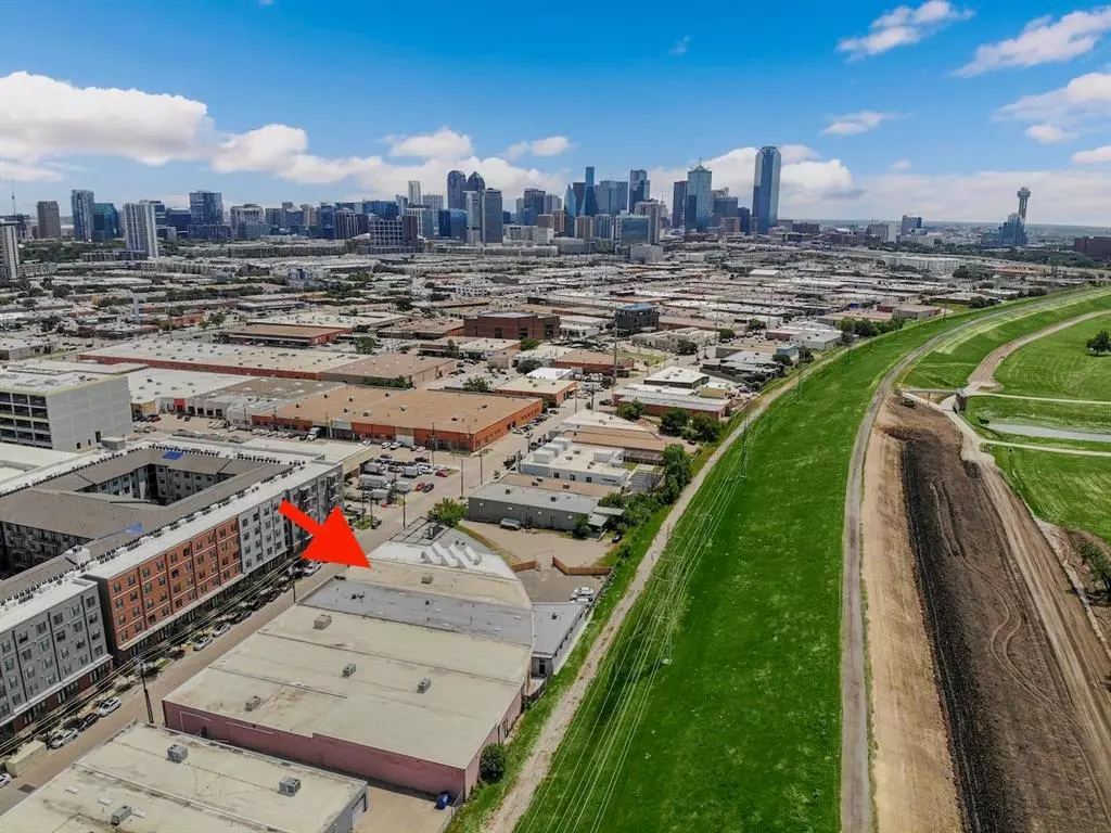 Dallas, TX 75207,1829 E Levee