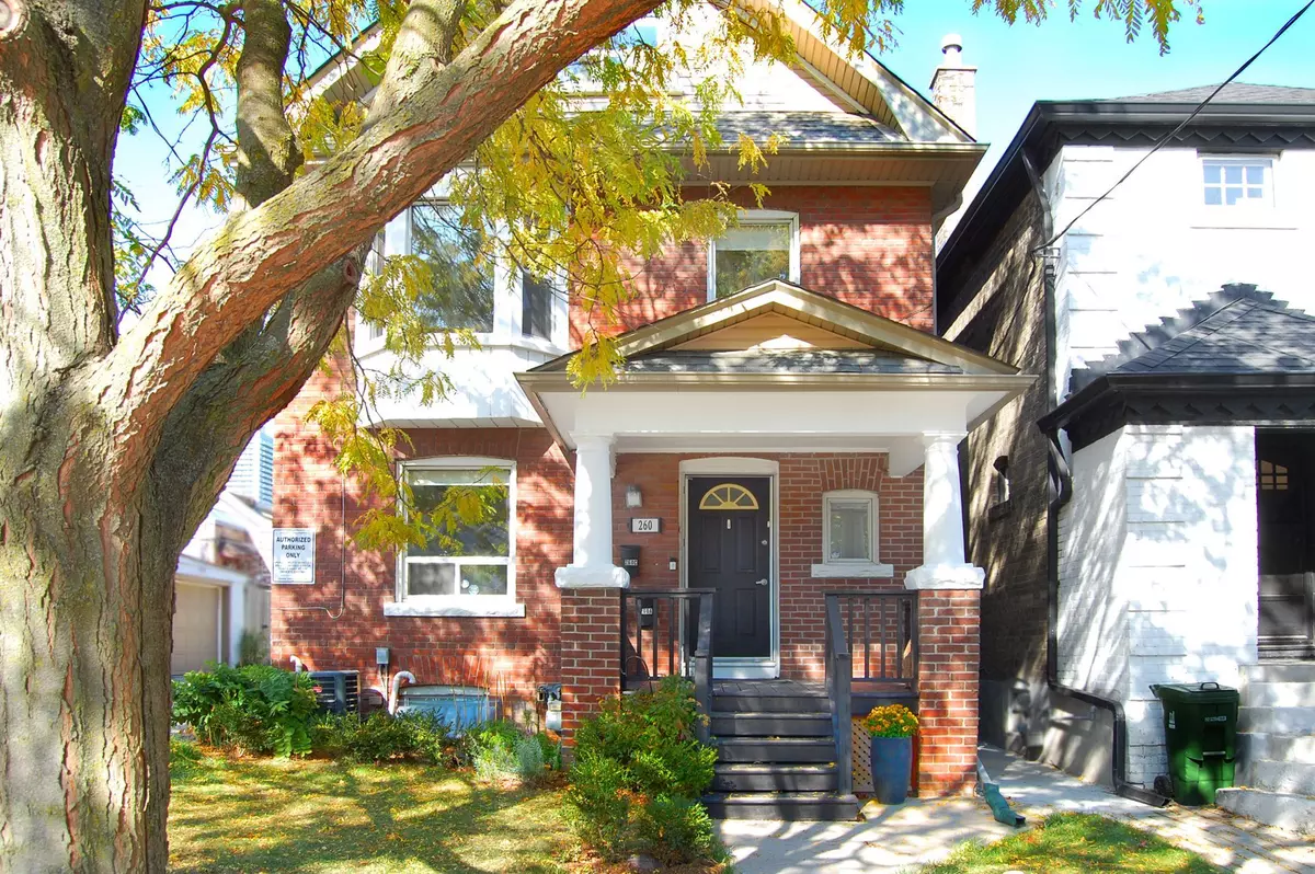 Toronto C10, ON M4S 1W4,260 Soudan AVE