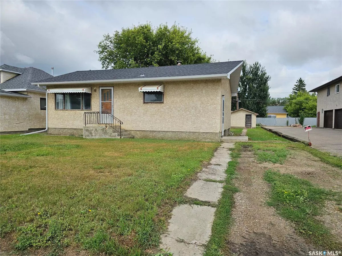 Unity, SK S0K 4L0,209 3rd AVENUE W