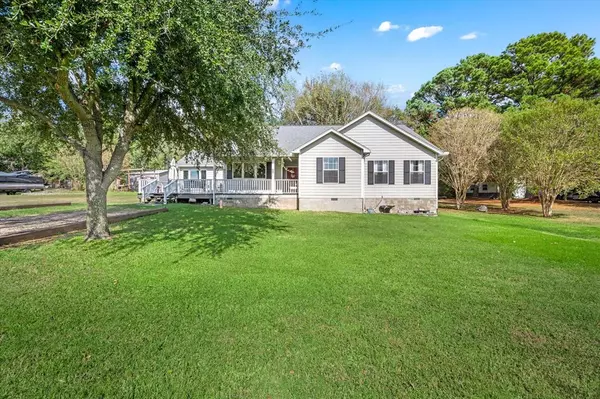 145 Vista Drive, Eustace, TX 75124