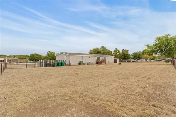 Justin, TX 76247,14610 Willow Bend Drive W