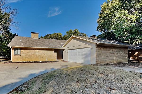 4301 Woodbine Street, Flower Mound, TX 75028