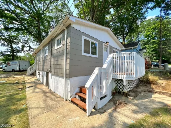 Hopatcong Boro, NJ 07843,28 Bucknell Trl