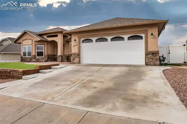 1007 Clyde DR, Florence, CO 81226