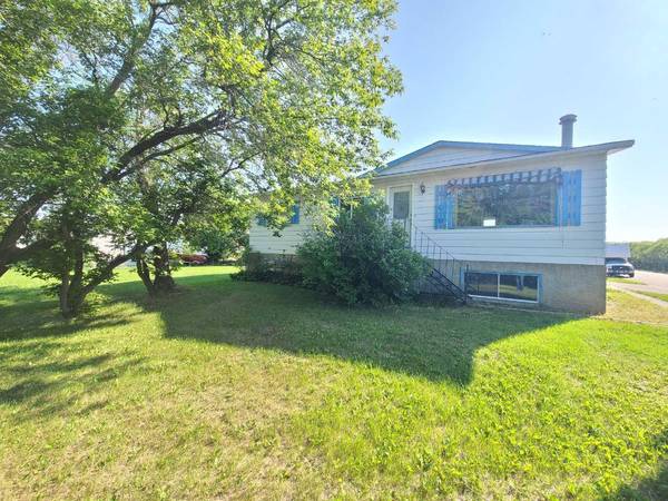 4805 Doyle AVE, Donnelly, AB T0H 1G0