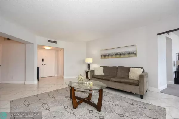 Pompano Beach, FL 33062,1340 S Ocean Blvd  #1109