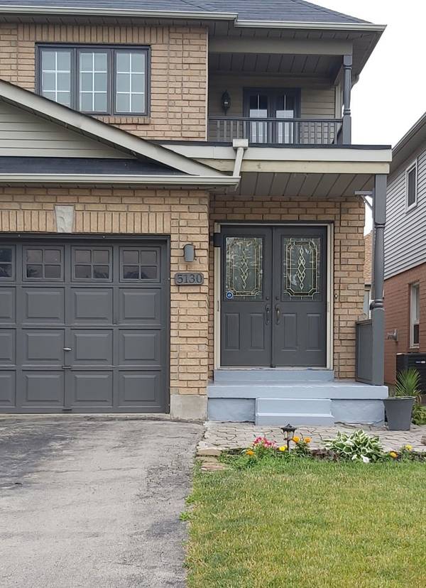 5130 Des Jardines DR, Burlington, ON L7L 6L7