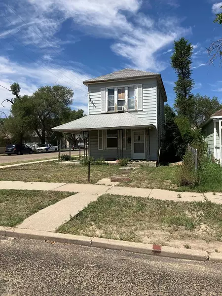 324 Lewis Ave, La Junta, CO 81050