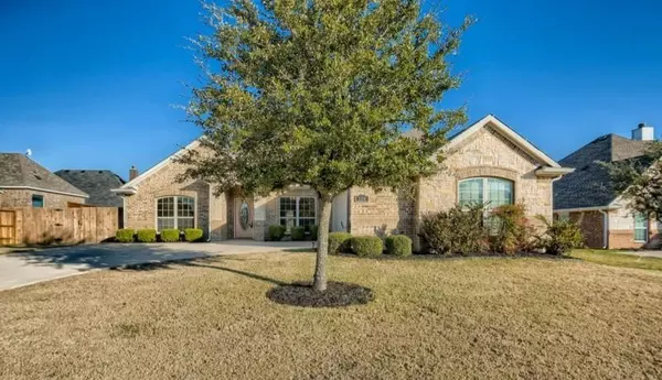 106 Abbey Road, Waxahachie, TX 75165