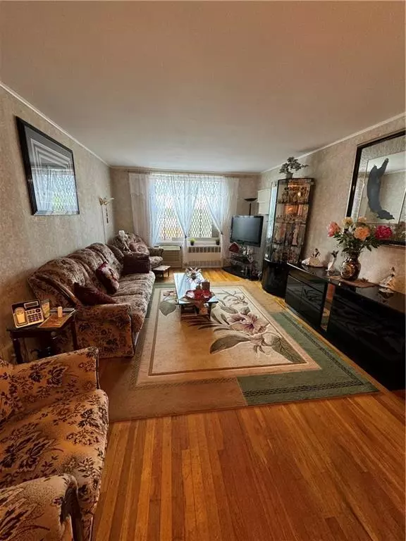 Brooklyn, NY 11235,2711 Avenue X #3K