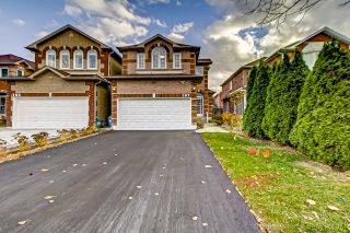 107 Greensboro DR S, Markham, ON L3R 0V8