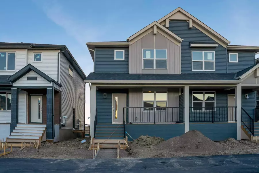 21462 Sheriff King ST Southwest, Calgary, AB T2X 0K4