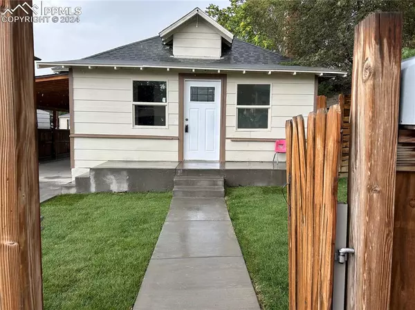 1229 E 10TH ST, Pueblo, CO 81001