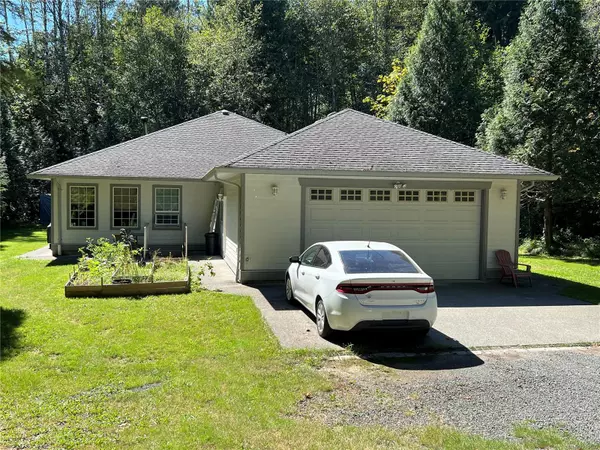 493 Maquinna Cres, Gold River, BC V0P 1G0