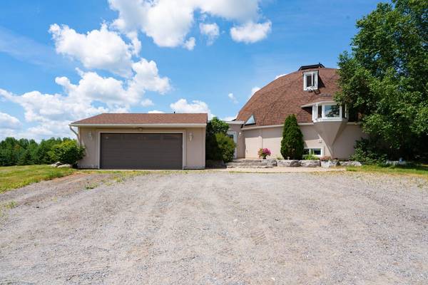 21152 Kennedy RD, East Gwillimbury, ON L0G 1R0