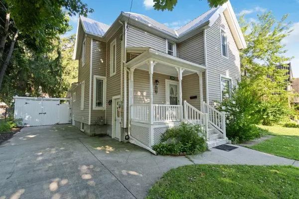 Sarnia, ON N7T 2R1,156 Queen ST