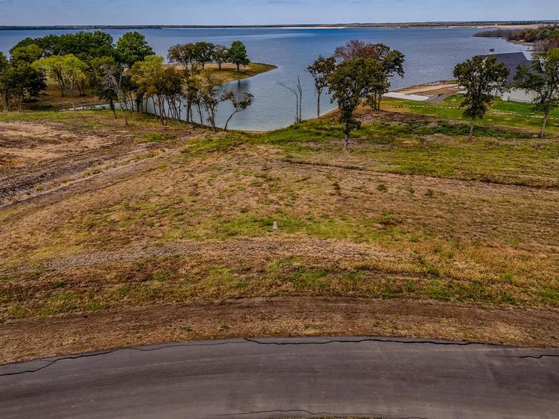 680 Peninsula Drive, Honey Grove, TX 75446