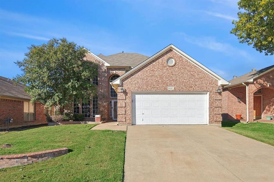 8837 Sunset Trace Drive, Fort Worth, TX 76244