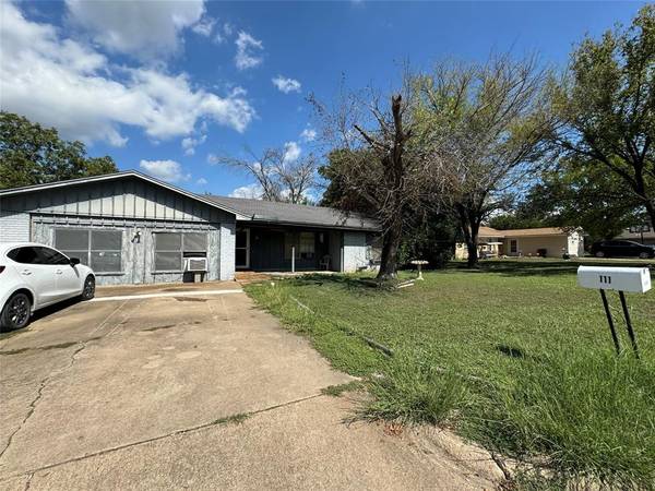 111 Kay Drive, Robinson, TX 76706