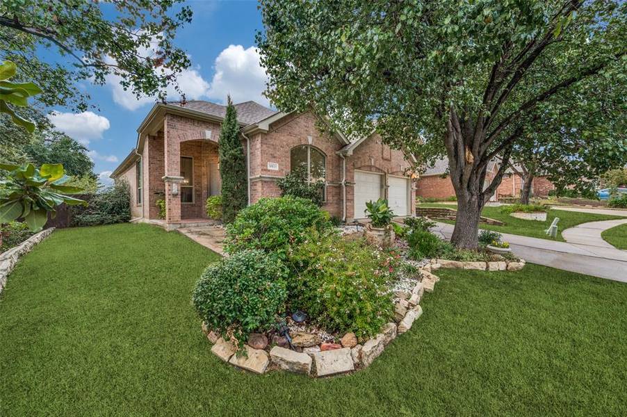 9801 Sunrise Court, Irving, TX 75063