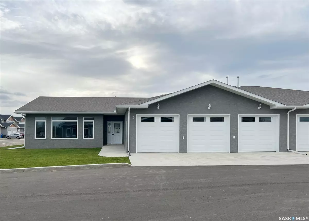 Estevan, SK S4A 3A5,2330 Morsky DRIVE #10