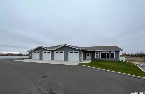 Estevan, SK S4A 3A5,2330 Morsky DRIVE #7