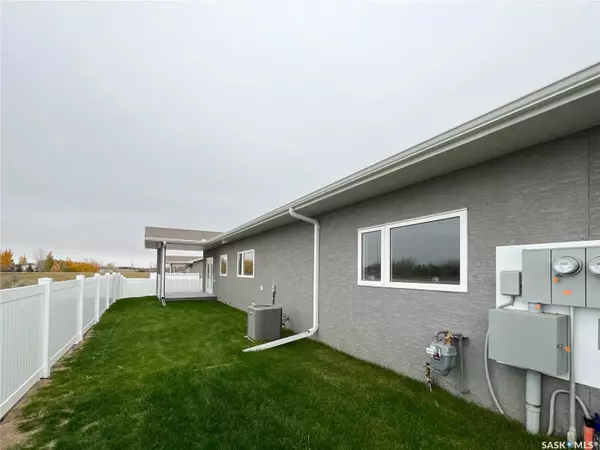 Estevan, SK S4A 3A5,2330 Morsky DRIVE #7