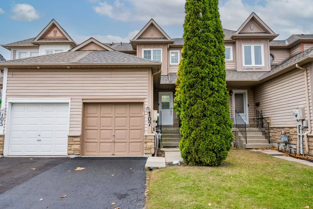 Clarington, ON L1C 5B1,107 Shady Lane CRES