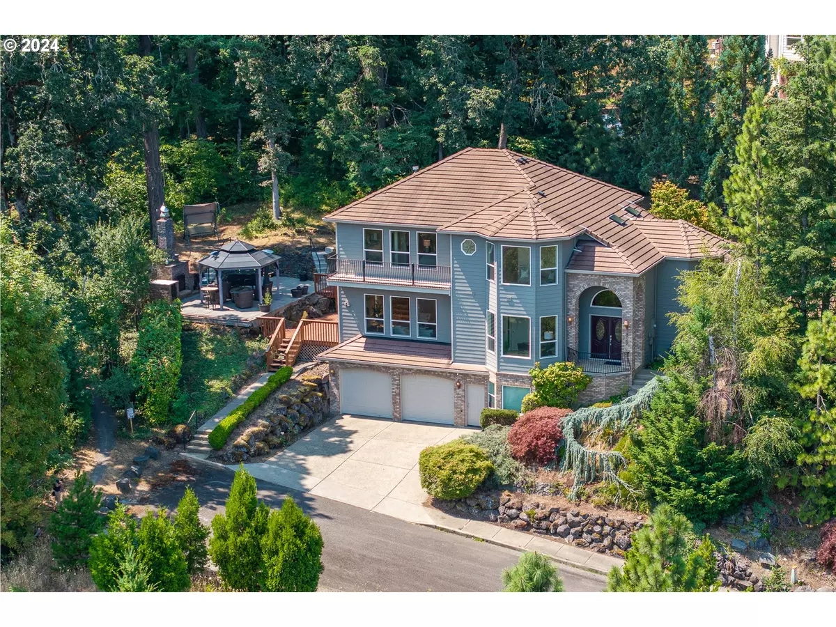 Clackamas, OR 97015,13707 SE WILLINGHAM CT