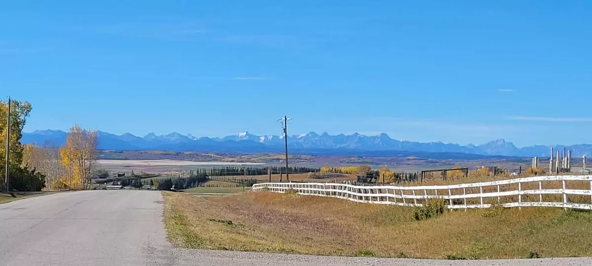 Rural Rocky View County, AB T4C2B1,64 View Ridge PL