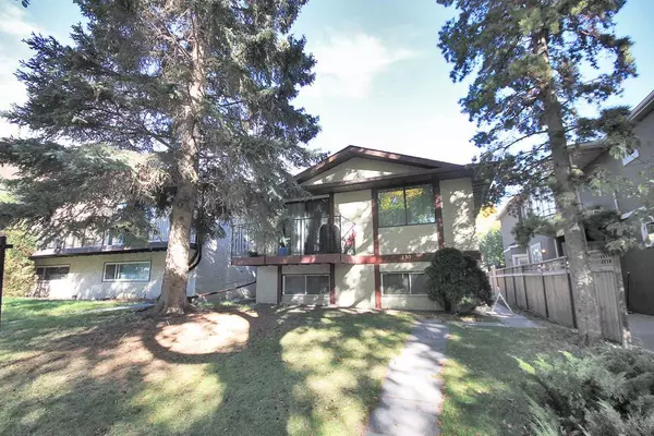 Calgary, AB T2M 2H2,130 27 AVE NW