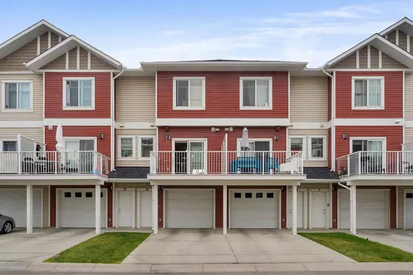 Calgary, AB T3N 0M8,11 Redstone CIR NE