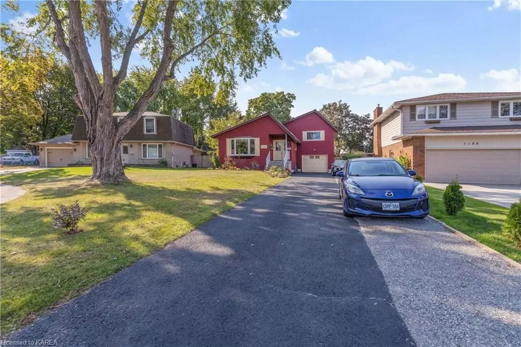 Brockville, ON K6V 6A7,1182 QUEENSLAND PL